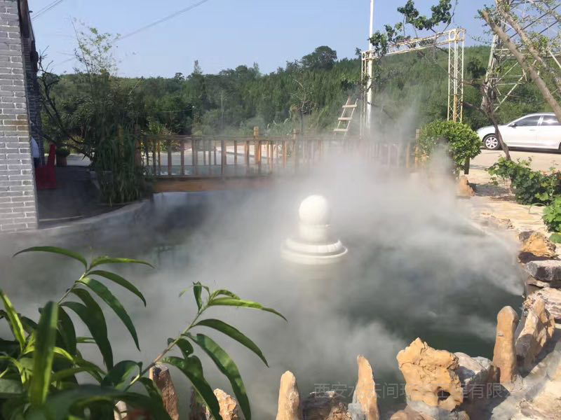 園林景觀(guān)造霧