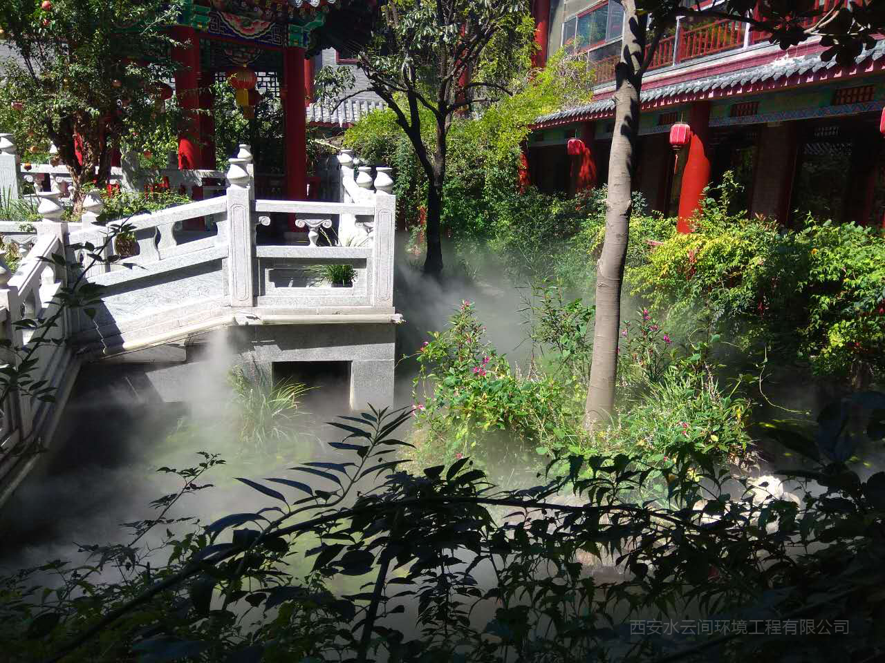 園林景觀(guān)造霧
