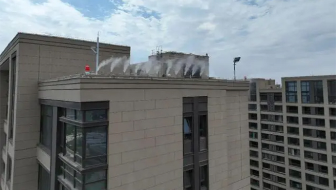 小區樓頂使用的噴霧降溫系統 夏日降溫神器